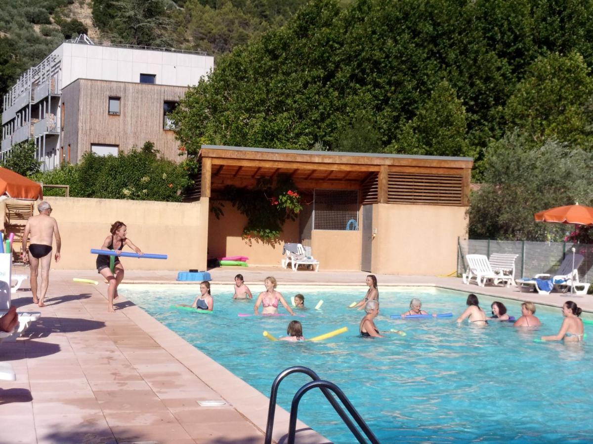 Hotel La Fontaine D'Annibal à Buis-les-Baronnies Extérieur photo