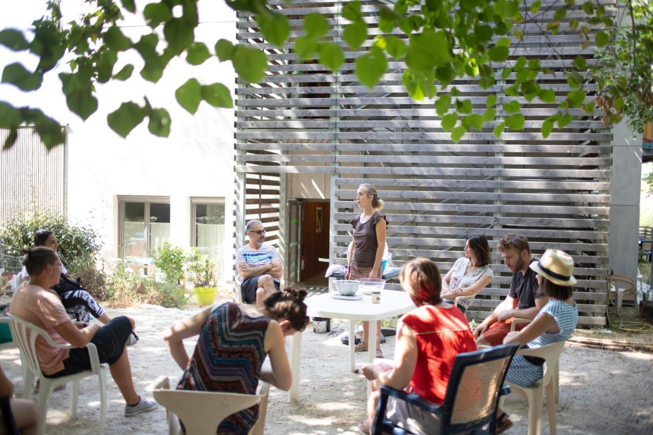 Hotel La Fontaine D'Annibal à Buis-les-Baronnies Extérieur photo