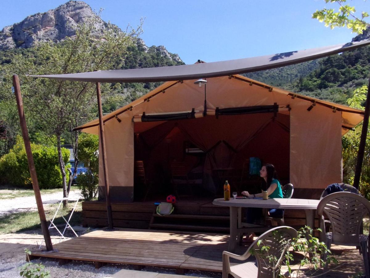 Hotel La Fontaine D'Annibal à Buis-les-Baronnies Extérieur photo