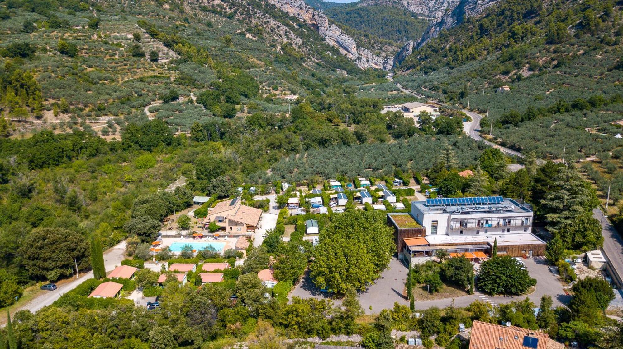 Hotel La Fontaine D'Annibal à Buis-les-Baronnies Extérieur photo